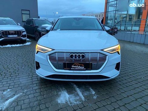 Audi E-Tron 2020 - фото 2
