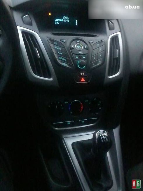 Ford Focus 2015 серебристый - фото 4