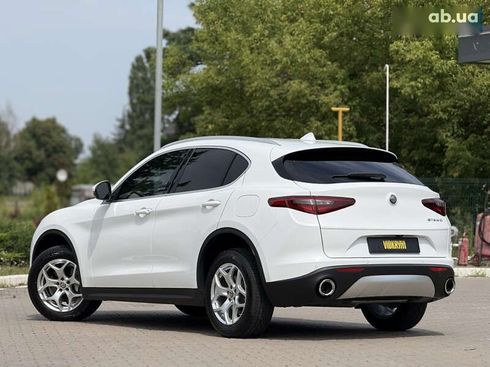 Alfa Romeo Stelvio 2020 - фото 17