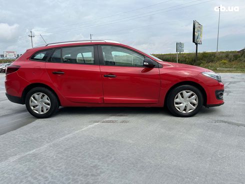 Renault Megane 2014 красный - фото 4