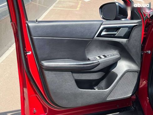 Mitsubishi Outlander 2021 - фото 17