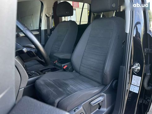 Volkswagen Touran 2020 - фото 26