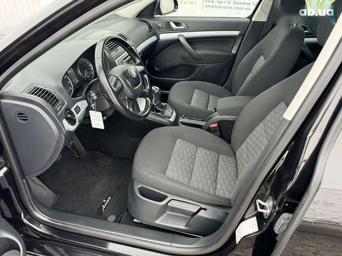 Skoda Octavia 2011 - фото 16