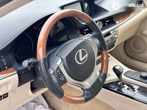 Lexus ES 2013 - фото 21