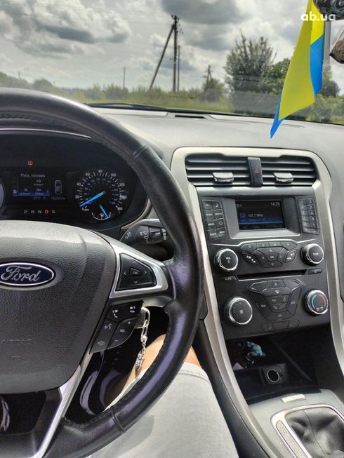 Ford Fusion 2014 белый - фото 5