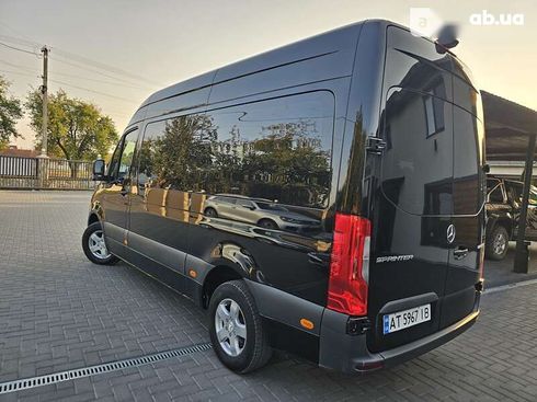 Mercedes-Benz Sprinter 2019 - фото 27