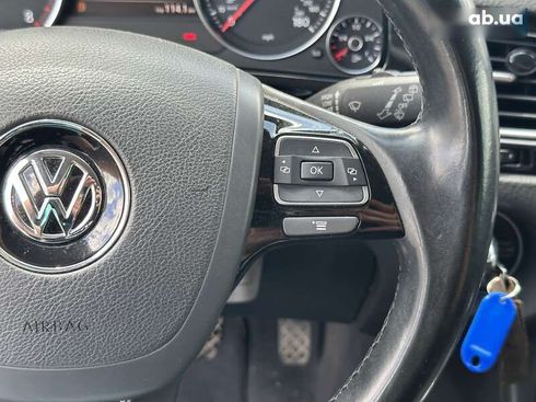 Volkswagen Touareg 2014 - фото 20