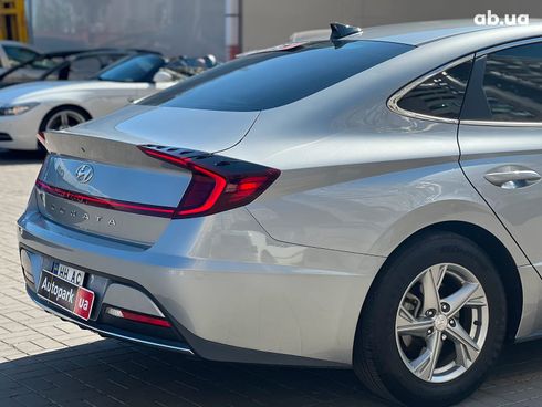 Hyundai Sonata 2020 серый - фото 7