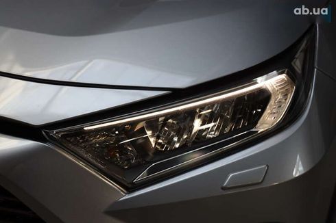 Toyota RAV4 2023 - фото 5