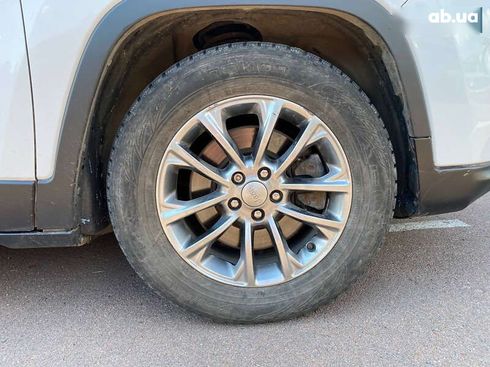 Jeep Cherokee 2018 - фото 19