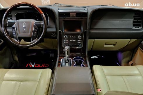 Lincoln Navigator 2016 черный - фото 3