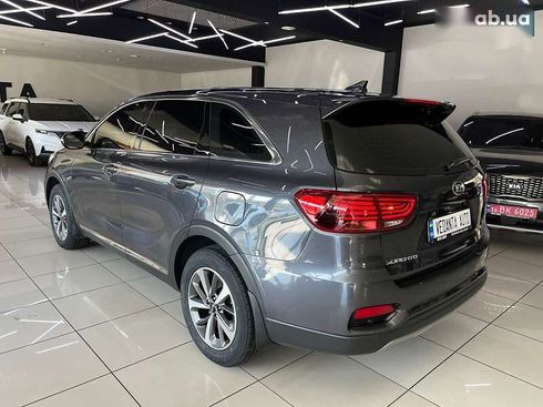 Kia Sorento 2019 - фото 8