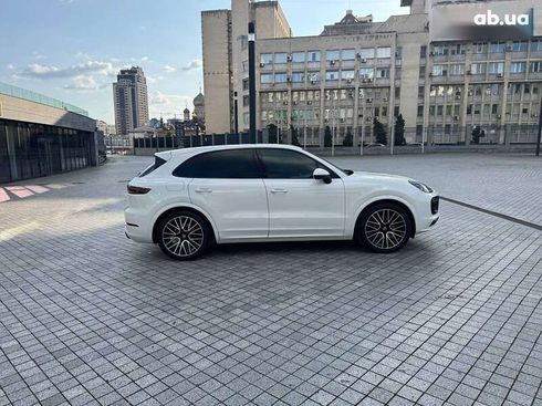 Porsche Cayenne 2022 - фото 8