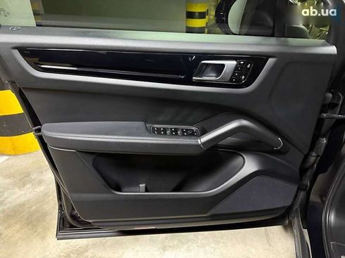Porsche Cayenne 2020 - фото 29
