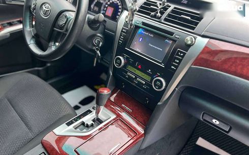 Toyota Camry 2012 - фото 14