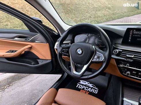 BMW 5 серия 2020 - фото 30