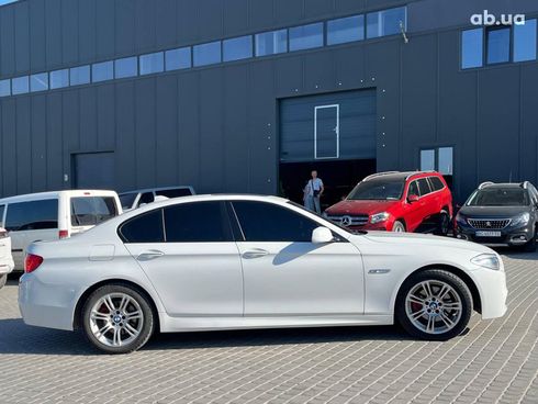 BMW 5 серия 2013 белый - фото 4