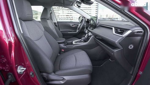 Toyota RAV4 2022 - фото 6