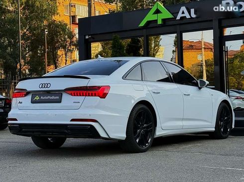 Audi A6 2019 - фото 18