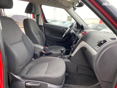 Skoda Yeti 2014 красный - фото 26