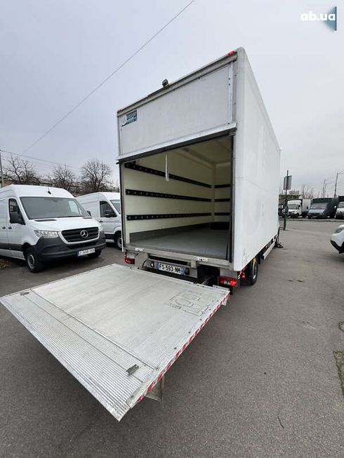 Renault Master 2020 - фото 29