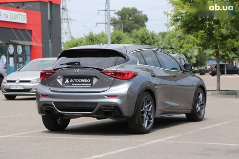 Infiniti Q30 2016 - фото 7