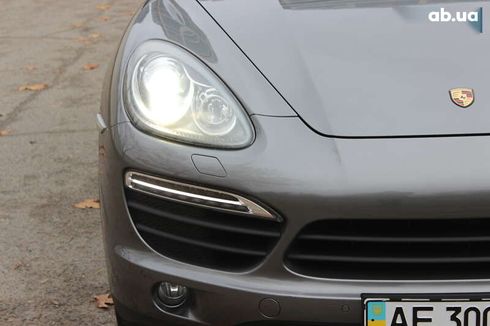 Porsche Cayenne 2011 - фото 19