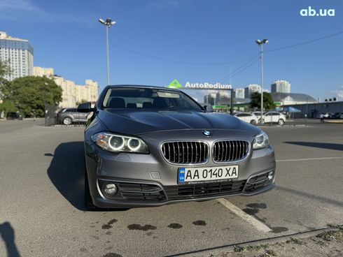 BMW 5 серия 2015 серый - фото 8