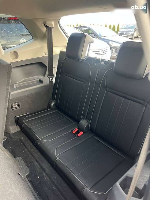 Volkswagen Tiguan 2021 - фото 11