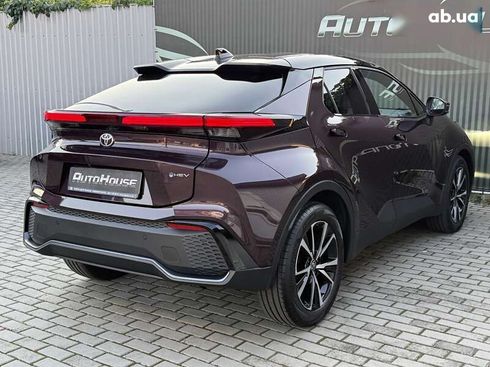 Toyota C-HR 2024 - фото 17