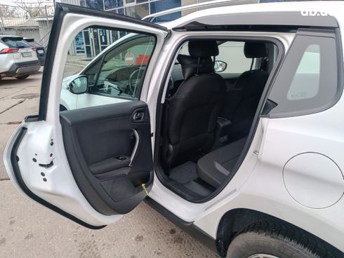 Peugeot 2008 2017 белый - фото 52