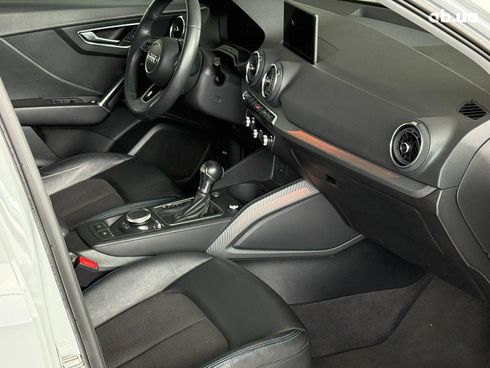 Audi Q2 2021 белый - фото 17