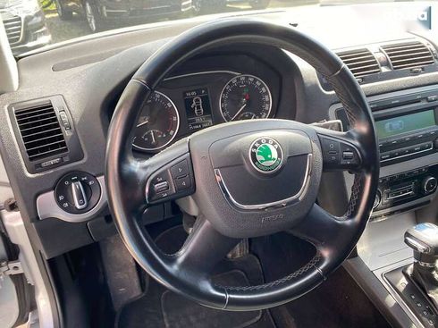 Skoda Octavia 2010 - фото 14