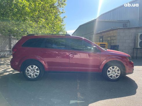 Dodge Journey 2017 красный - фото 6