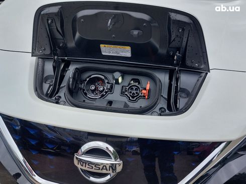 Nissan Leaf 2021 белый - фото 5