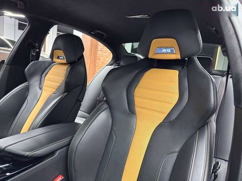 BMW M5 2023 - фото 28
