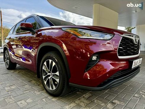 Toyota Highlander 2022 - фото 12