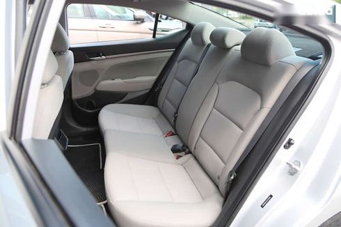 Hyundai Elantra 2018 - фото 10