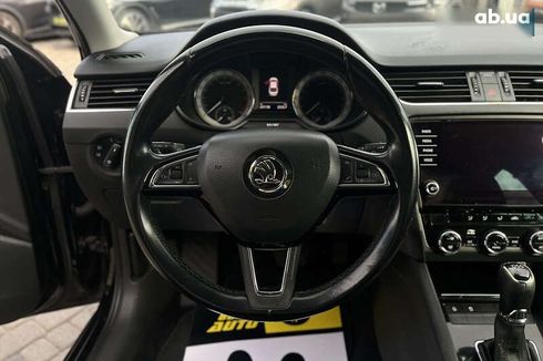 Skoda Octavia 2018 - фото 20