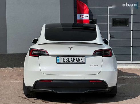 Tesla Model Y 2022 - фото 9