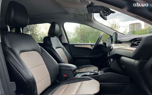 Ford Escape 2021 - фото 9