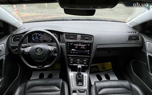Volkswagen e-Golf 2017 - фото 11