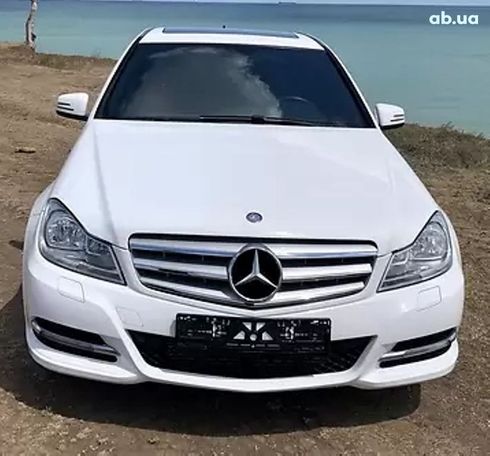Mercedes-Benz C-Класс 2014 белый - фото 2