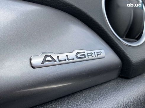 Suzuki Vitara 2020 - фото 16