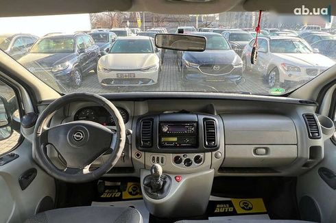 Opel Vivaro 2009 - фото 14