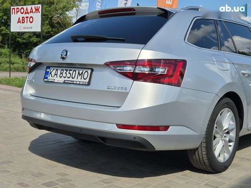 Skoda Superb 2019 - фото 21