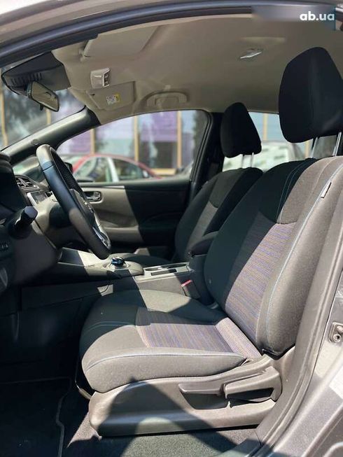 Nissan Leaf 2022 - фото 27
