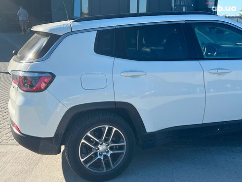Jeep Compass 2019 белый - фото 10