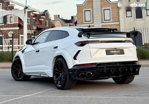 Lamborghini Urus 2022 - фото 18