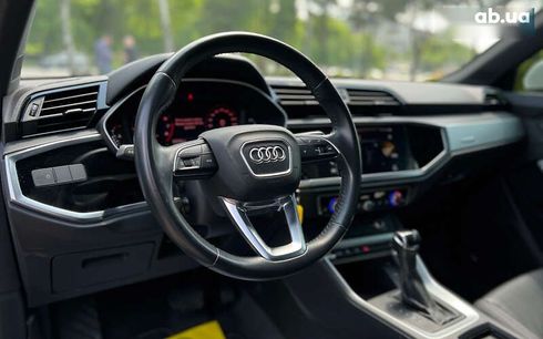 Audi Q3 2019 - фото 22